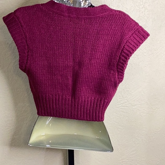 NWT SIZE M/S  For Love And Lemons Magenta Knit Vest - Picture 4 of 6